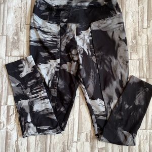 Simply Vera workout leggings